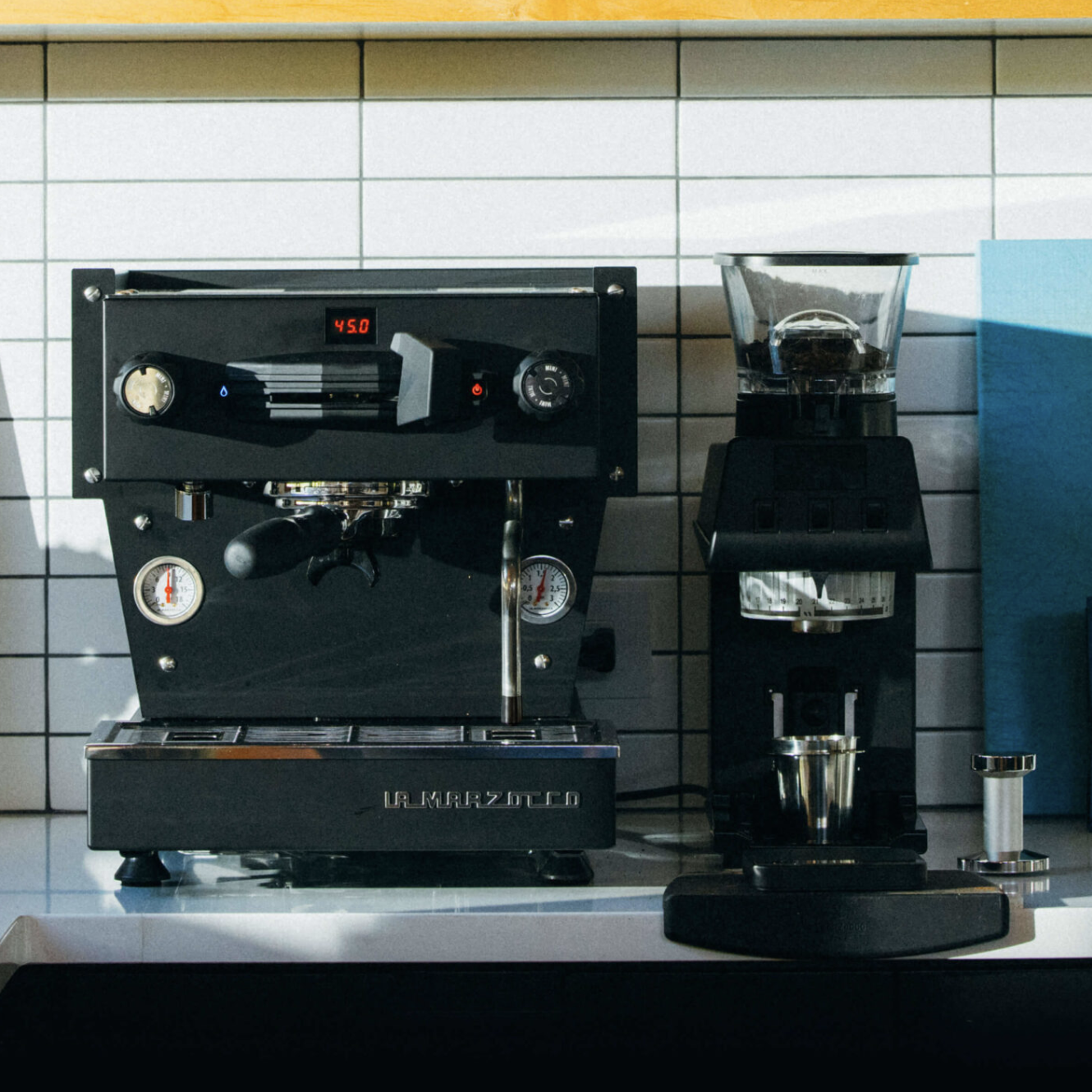La Marzocco Linea Mini Espresso Machine + FREE Timemore Scale